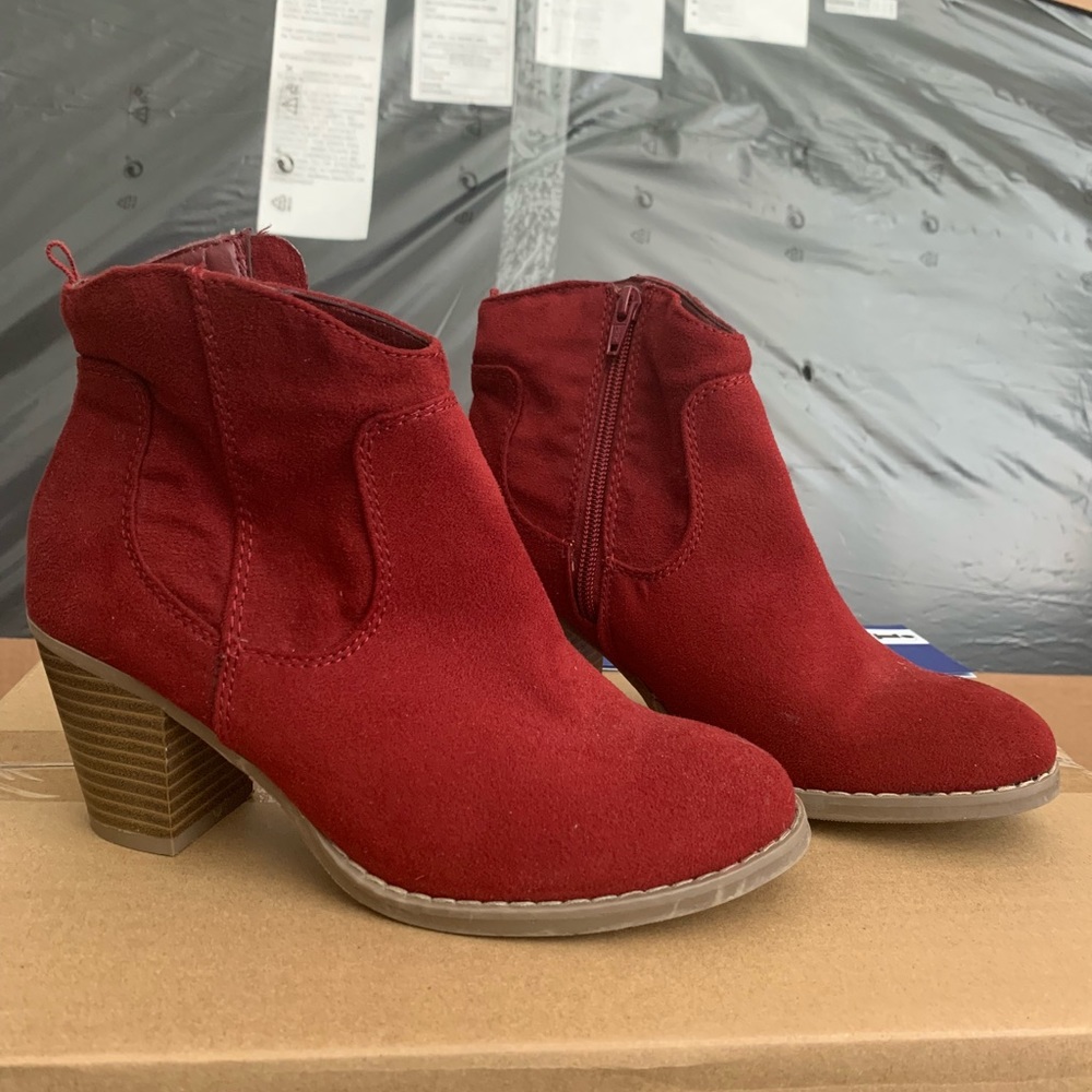 Red Ankle Boots 7
